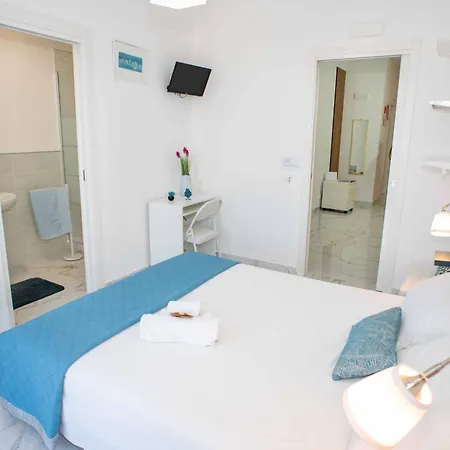 Azzurro Mare Pensionat 3*