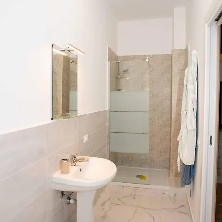 Azzurro Mare Pensionat 3*